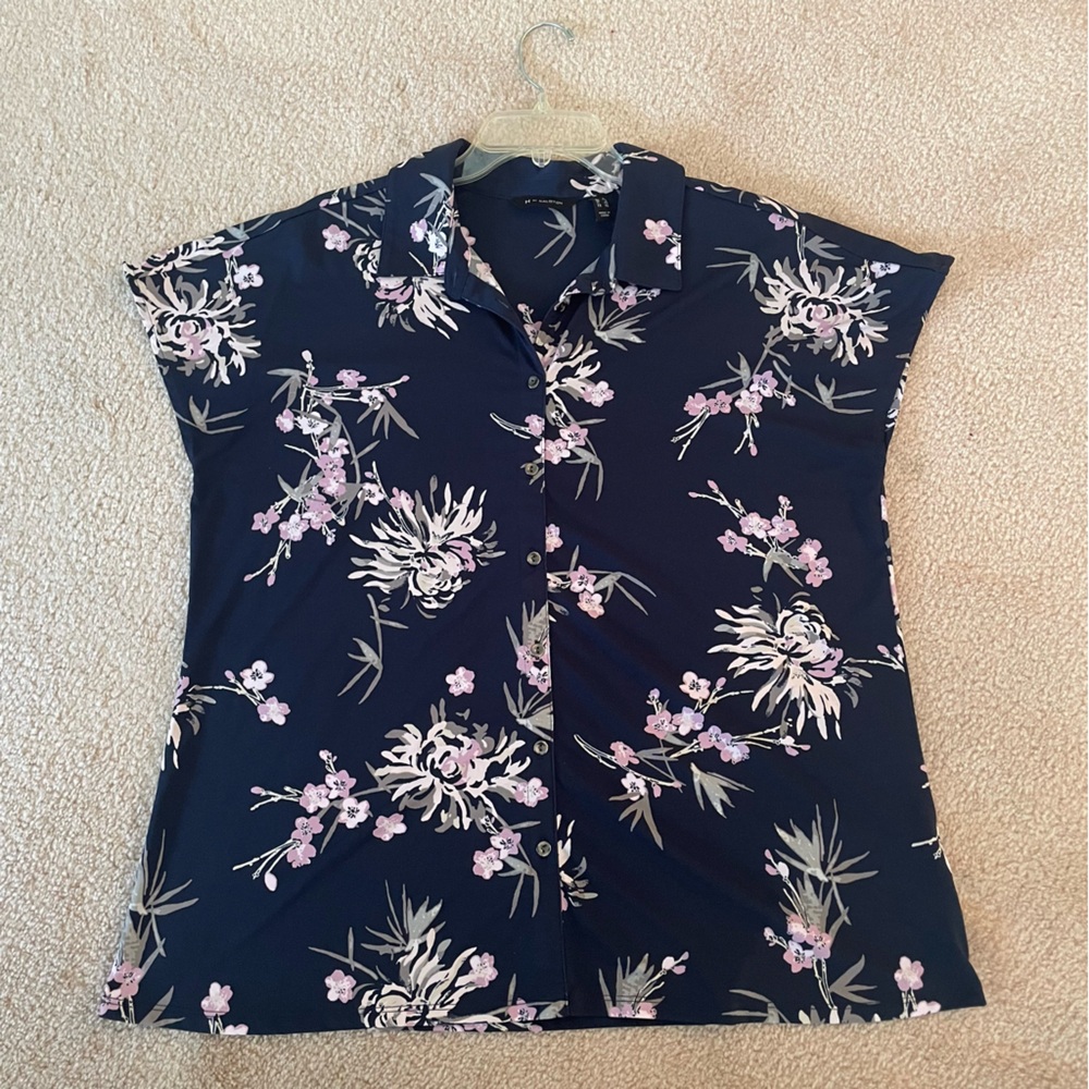 H by Halston button down top dark floral slinky jersey material relaxed tunic L